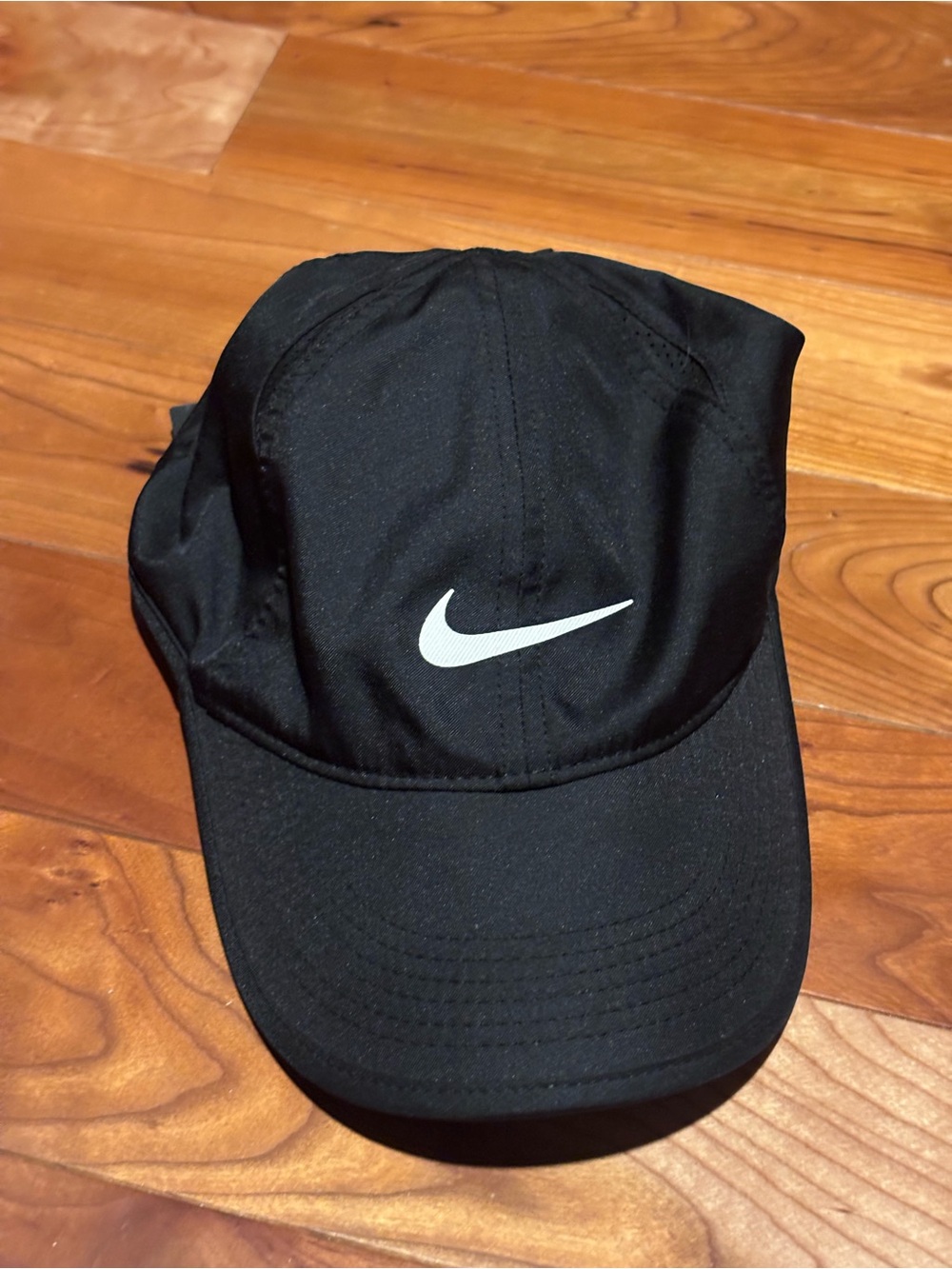 Nike Dri-FIT Club
Unstructured Featherlight Cap